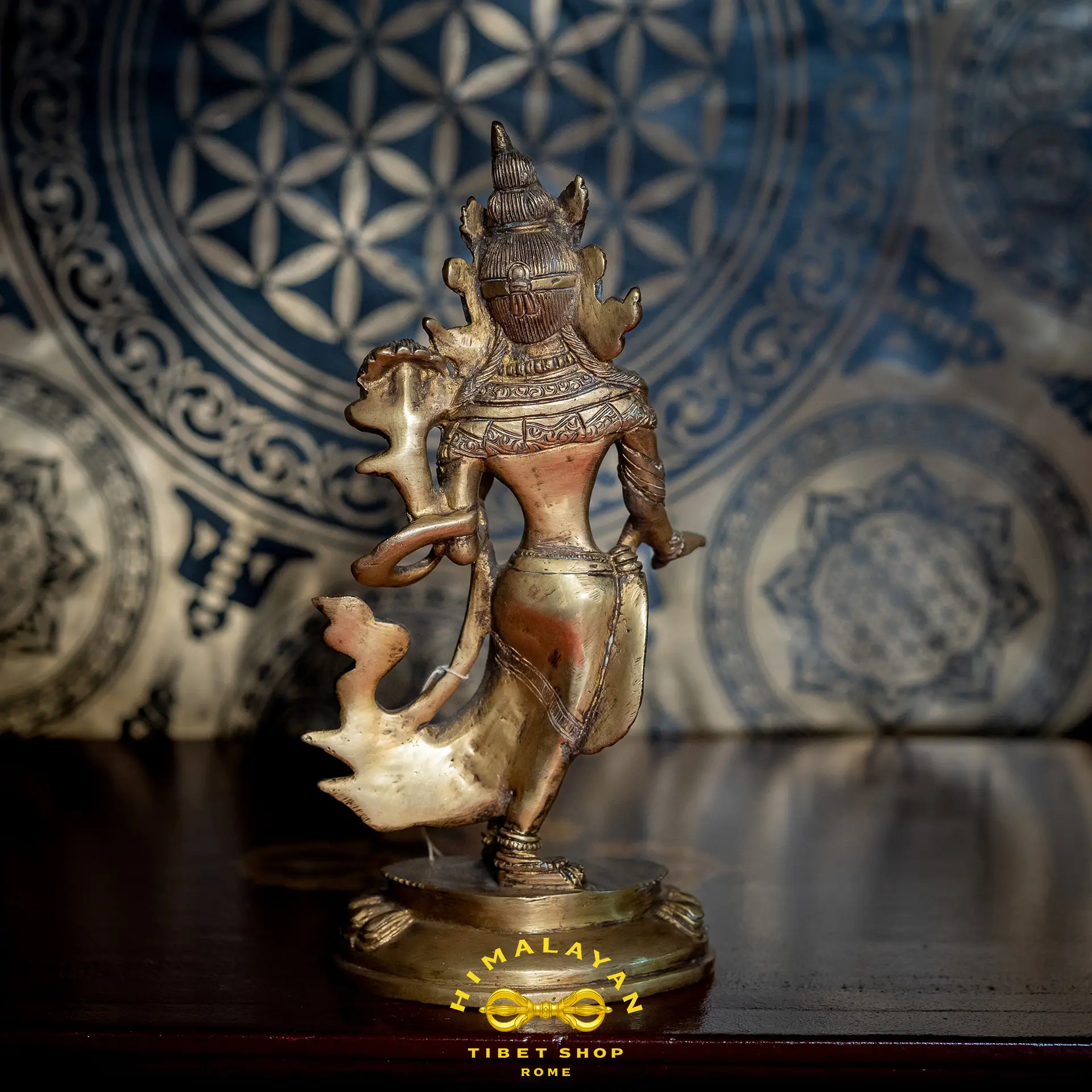 Statua di Tara Verde in Piedi – Simbolo di Compassione e Prontezza all’Aiuto - immagine 3